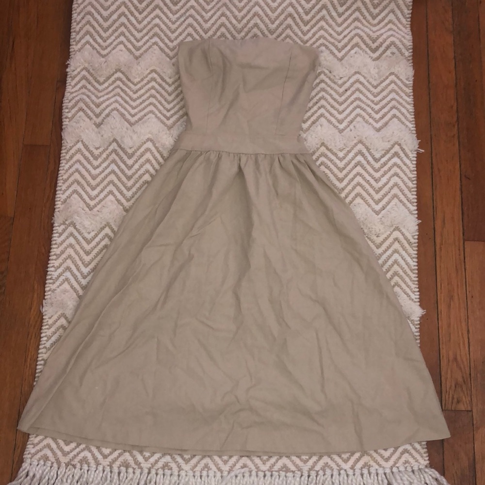 Vintage style strapless mid dress